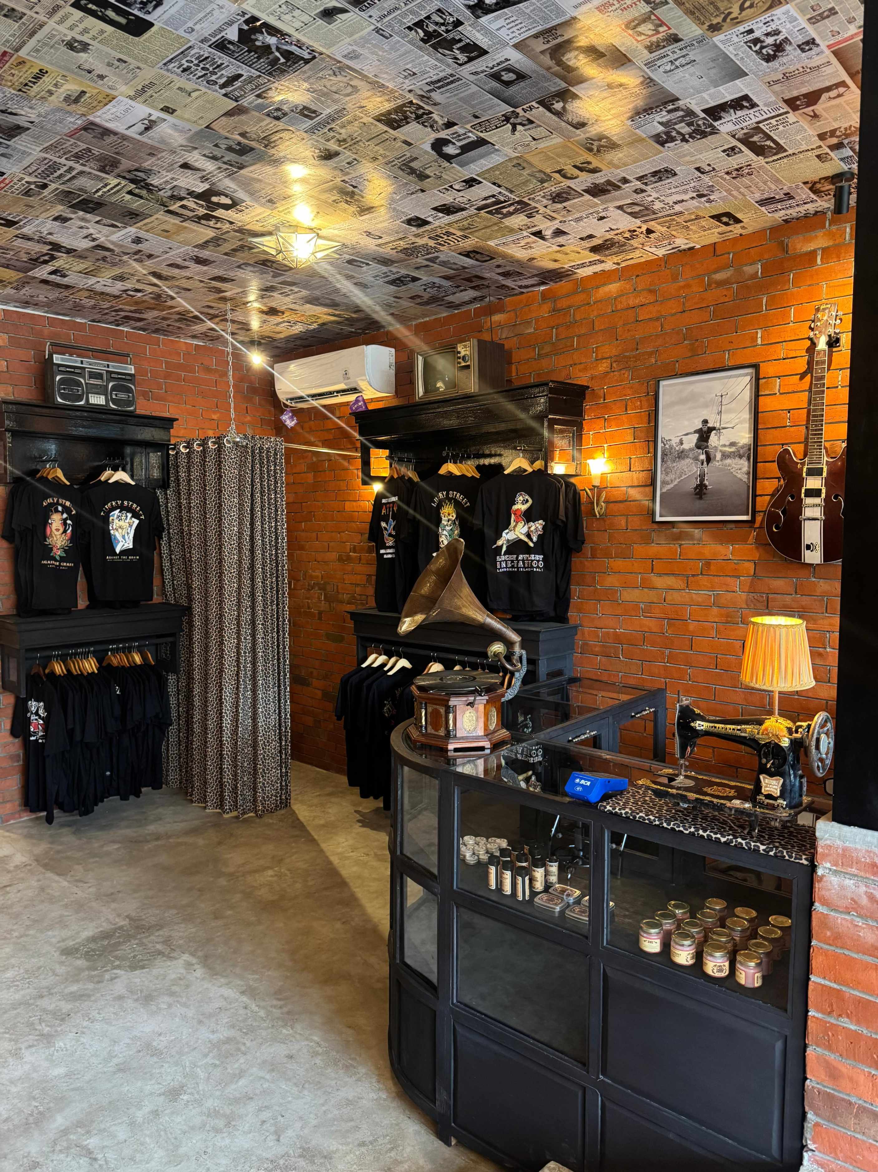 Clothing Store — Collection